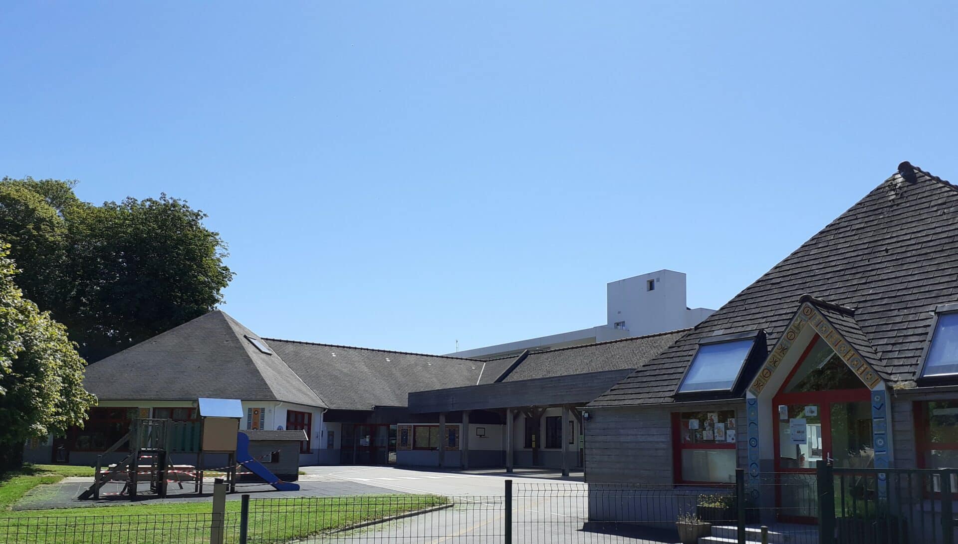 Ecole Sainte Marie Lannouchen – LANDIVISIAU