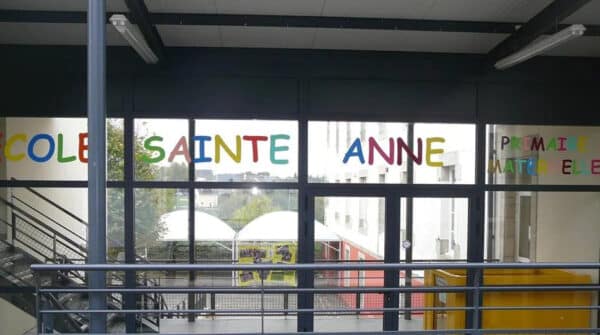 Etablissement de l'école Sainte Anne Elliant